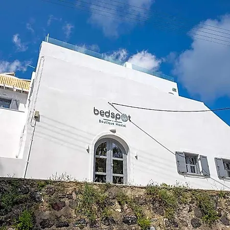 Bedspot 2* Santorini Island