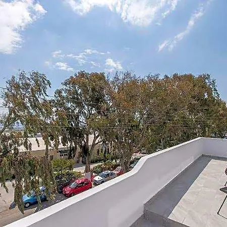 Bedspot 2* Santorini Island